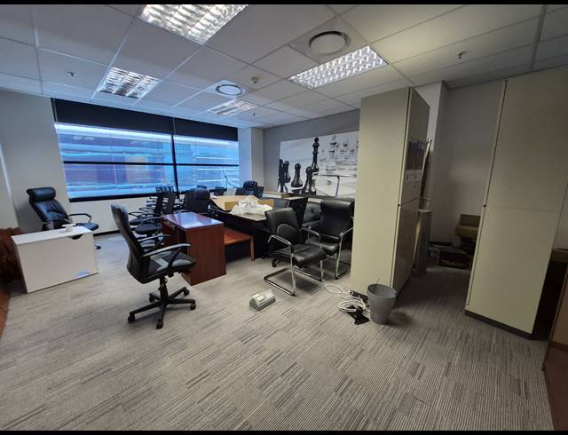 50M² OFFICE TO LET IN SANDTON CENTRAL